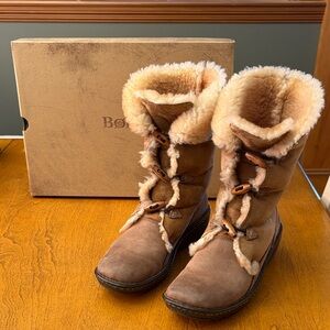 BORN Women's Tan Shearling Winter Boots
